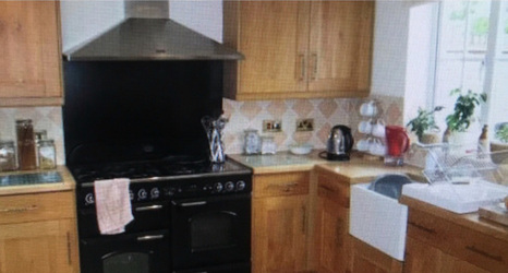 SAVVY MUM QUOTED &pound;22K FOR A NEW KITCHEN TRANSFORMS IT HERSELF DURING LOCKDOWN FOR JUST R5000