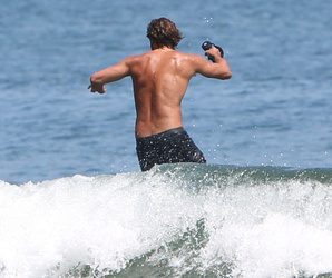 Brody Jenner has fun surfing in Malibu