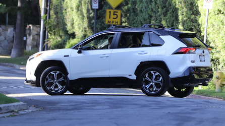 Violet Affleck arriving at Ben Affleck s birthday