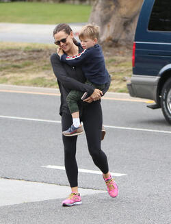 Jennifer Garner bonds with her three children in Brentwood as her divorce from husband Ben Affleck looms. Jennifer Garner bonds with her three children in Brentwood as her divorce from husband Ben Affleck looms.