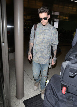 Liam Payne to miss Father s Day with his family as he arrives in LA for work