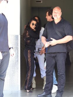 Kim Kardashian Back At Work With Kourtney After Bahamas Vacation Kim Kardashian Back At Work With Kourtney After Bahamas Vacation