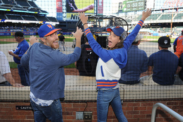Dave Annable Throws Out First Pitch at Mets Game