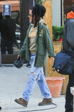 Rihanna doing a reshoot of Ocean s Eight