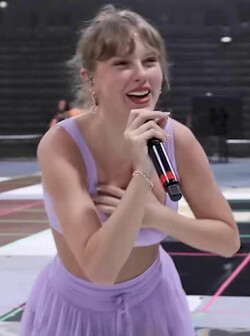 Taylor Swift new music video I Can Do It With A Broken Heart 