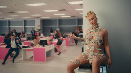 Iggy Azalea new music video Money Come 