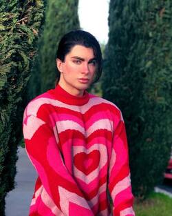  I m a real life ELF and have spent &pound;61 000 on my body transformation including eye colour change and skin whitening 