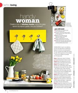 DIY Make kitchen hooks from spoons