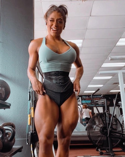 Self confessed muscle mommy says men constantly ask her for advice on how to get jacked