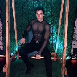  I m a real life ELF and have spent &pound;61 000 on my body transformation including eye colour change and skin whitening 