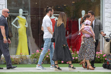 Garret Bale and Emma Rhys Jones goes shopping on Robertson BLV with their children Garret Bale and Emma Rhys Jones goes shopping on Robertson BLV with their children