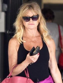 Film icon Goldie Hawn was spotted leaving the Gym in Brentwood. Film icon Goldie Hawn was spotted leaving the Gym in Brentwood.