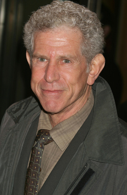 Tony Roberts Passes Away at 85