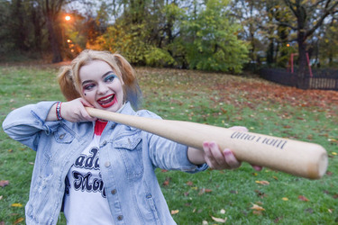 MARGOT ROBBIE LOOKALIKE