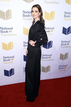 Anne Hathaway