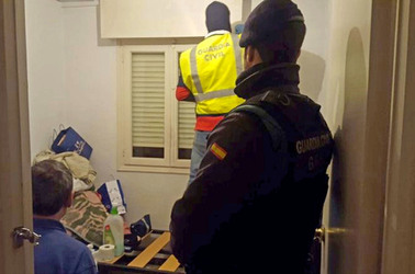 Convicted killer Daniel Fernandez Acena suspected of planning a terrorist attack for ISIS in a popular Spanish tourist destination has been arrested in Spain. He allegedly told a friend he was planning to blow himself up on a tourist bus in the city an h