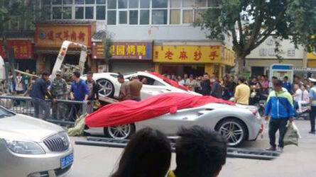 Ferrari Drivers Crash Trying To Dodge Wandering Dog Ferrari Drivers Crash Trying To Dodge Wandering Dog