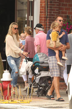 Molly Sims and Family out in The Hamptons Molly Sims and Family out in The Hamptons