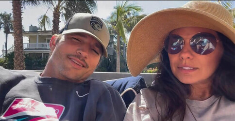 Ashton Kutcher and Mila Kunis Ashton Kutcher and Mila Kunis