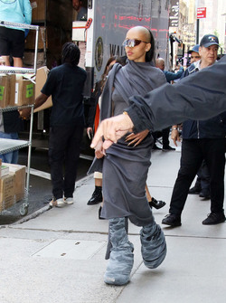FKA twigs leaving GMA3