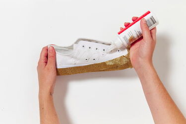 Fashion Beauty August 2016 DIY Time glitter kicks Fashion Beauty August 2016 DIY Time glitter kicks