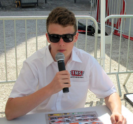 SCHOOL BOY RACES LE MANS