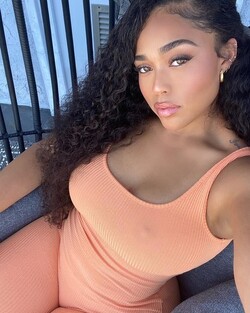 Celebrity Selfies