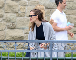 Jennifer Garner goes to church Jennifer Garner goes to church