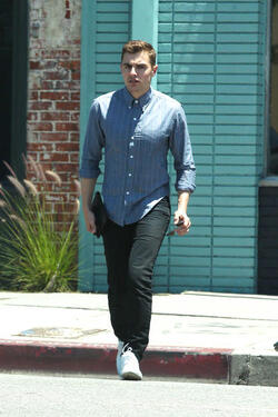 Dave Franco goes to lunch in Los Feliz