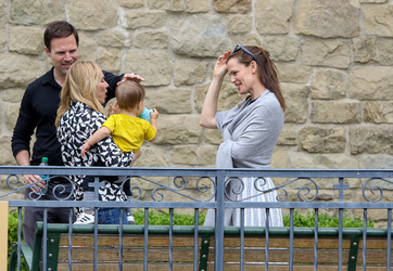 Jennifer Garner goes to church Jennifer Garner goes to church