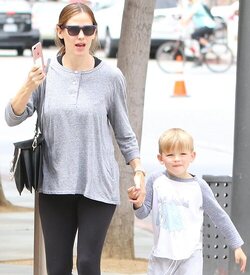 Jennifer Garner and son Samuel out to a movie and the Apple Store