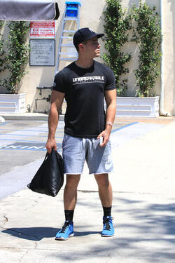 A Buff Looking Nick Jonas Heads to Lunch A Buff Looking Nick Jonas Heads to Lunch