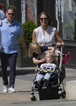 Princess Madeleine with her Kids Princess Madeleine with her Kids