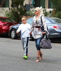 Gwen Stefani And Zuma Up For Sunday Services