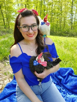 WHAT AN EGGCITING LIFE RESCUE CHICKENS SAVED FROM DEATH BY ANIMAL LOVER NOW LIVE LIKE PAMPERED PET DOGS IN LUXURY FARMHOUSE