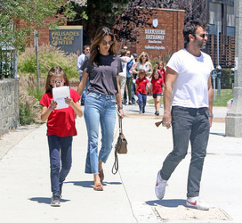 Alessandra Ambrosio And Partner Jamie Mazur Step Out With Daughter Anja 23 