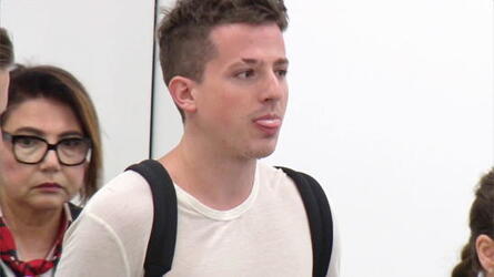 Charlie Puth Gets An Extremely Thorough Pat Down By LAX TSA Charlie Puth Gets An Extremely Thorough Pat Down By LAX TSA