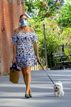 Olivia Palermo and Mr Butler Go to the Park Olivia Palermo and Mr Butler Go to the Park