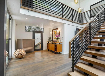 Ray Romano is looking to rent out his home in Malibu California