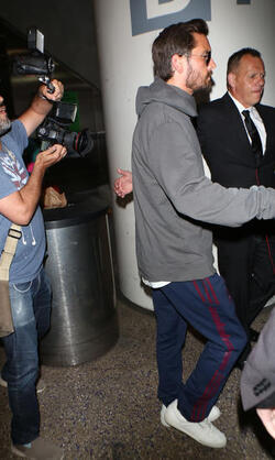 Scott Disick coming back from Cannes as if nothing happened Scott Disick coming back from Cannes as if nothing happened