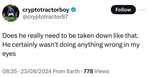 VIDEO Moment undercover cops wrestle suspect to ground with the help of London citizens