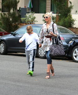 Gwen Stefani And Zuma Up For Sunday Services