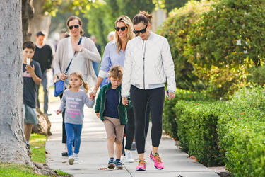 Jennifer Garner takes Samuel out for breakfast