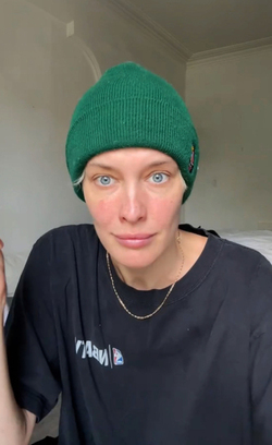 WOMAN GETS THE WORST HAIRCUT OF HER LIFE