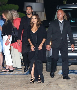 Eva Longoria Is All Style In Malibu