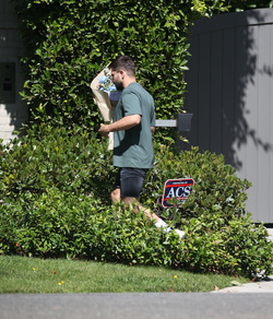 Jennifer Garner Drops By Ben Affleck s House To Celebrate His 52nd Birthday