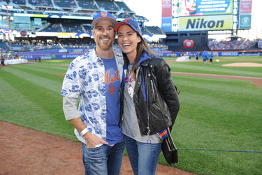 Dave Annable Throws Out First Pitch at Mets Game