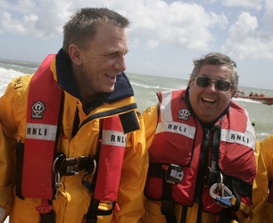 Daniel Craig gifts unique birthday present to RNLI