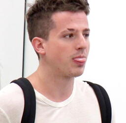 Charlie Puth Gets An Extremely Thorough Pat Down By LAX TSA Charlie Puth Gets An Extremely Thorough Pat Down By LAX TSA