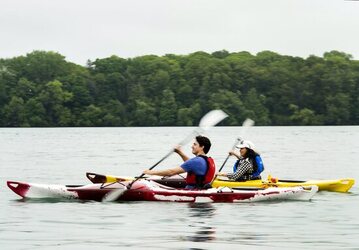 Prime Minister Justin Trudeau kayaks on the Niagara River
